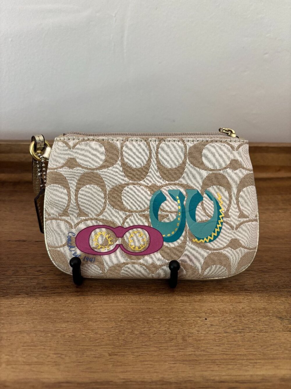 Coach Signature Tan Gold Poppy Pop C Graffiti Wristlet